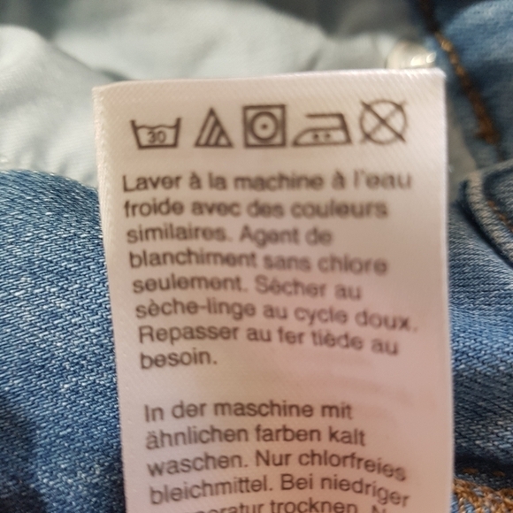 J Crew Vintage Straight released frayed hem distressed blue jeans. - Picture 14 of 15